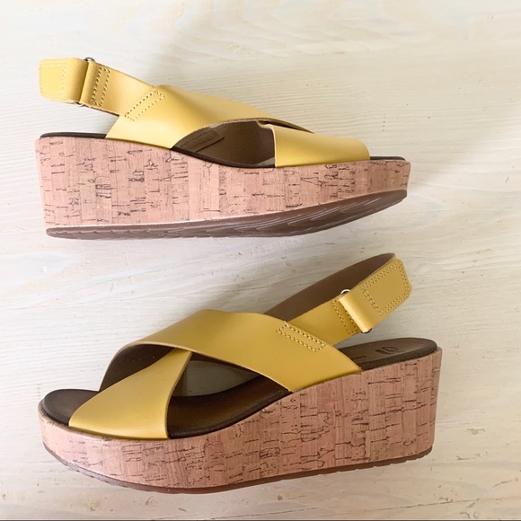 clarks yellow wedges